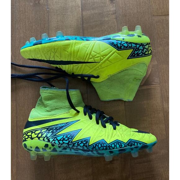 Nike Hypervenom Phantom II FG Volt/Black/Hyper Turquoise youth size 5.5 - Picture 4 of 12